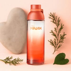 Eau de toilette Kaiak clásico femenino 100ml: perfume cítrico con bergamota, mandarina y jazmín. Frescura vibrante en envase eco con +50% reciclado.