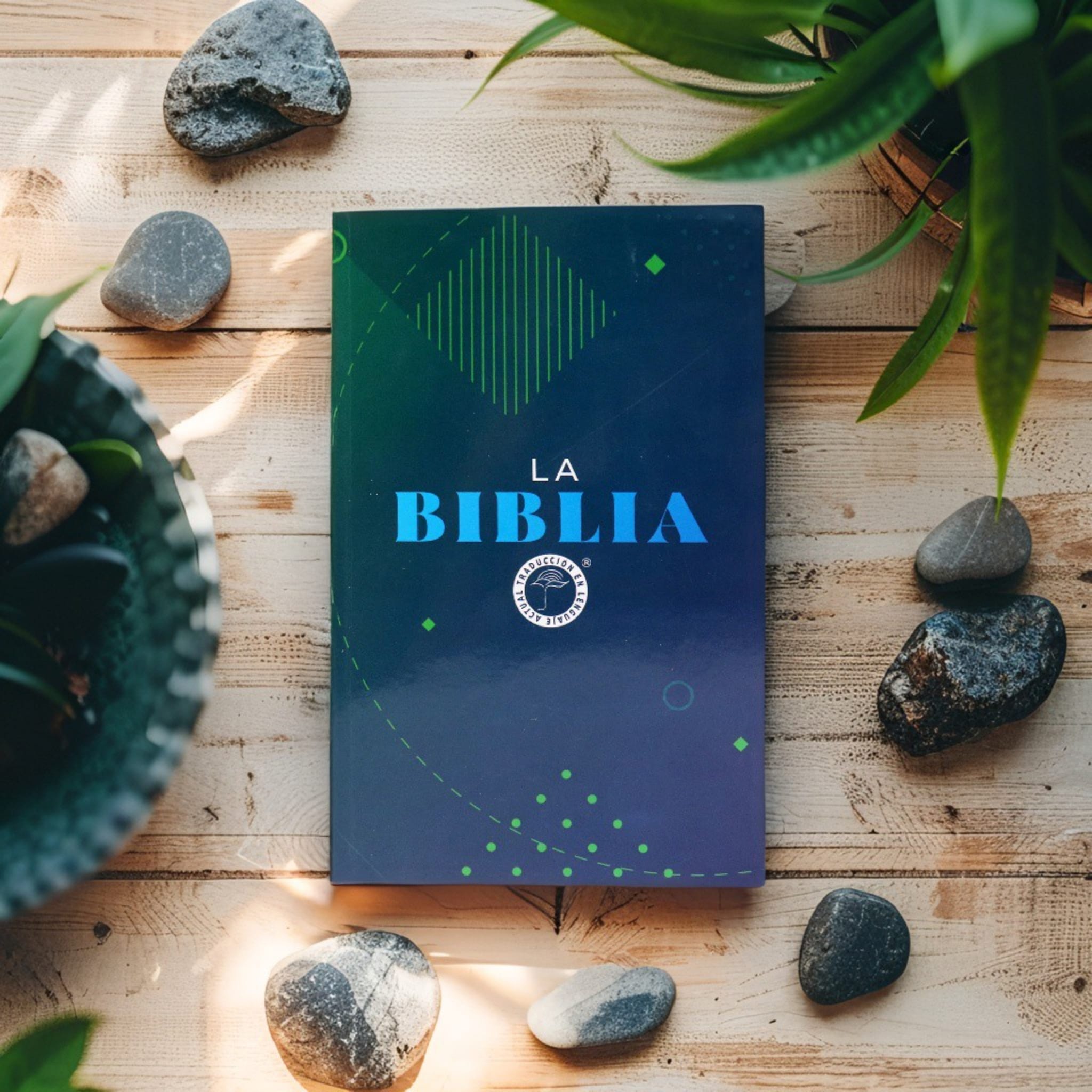 Biblia Misionera TLA Letra mediana Color Azul